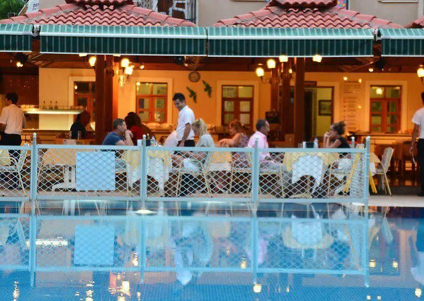 Perdikia Beach Ölüdeniz 3*,