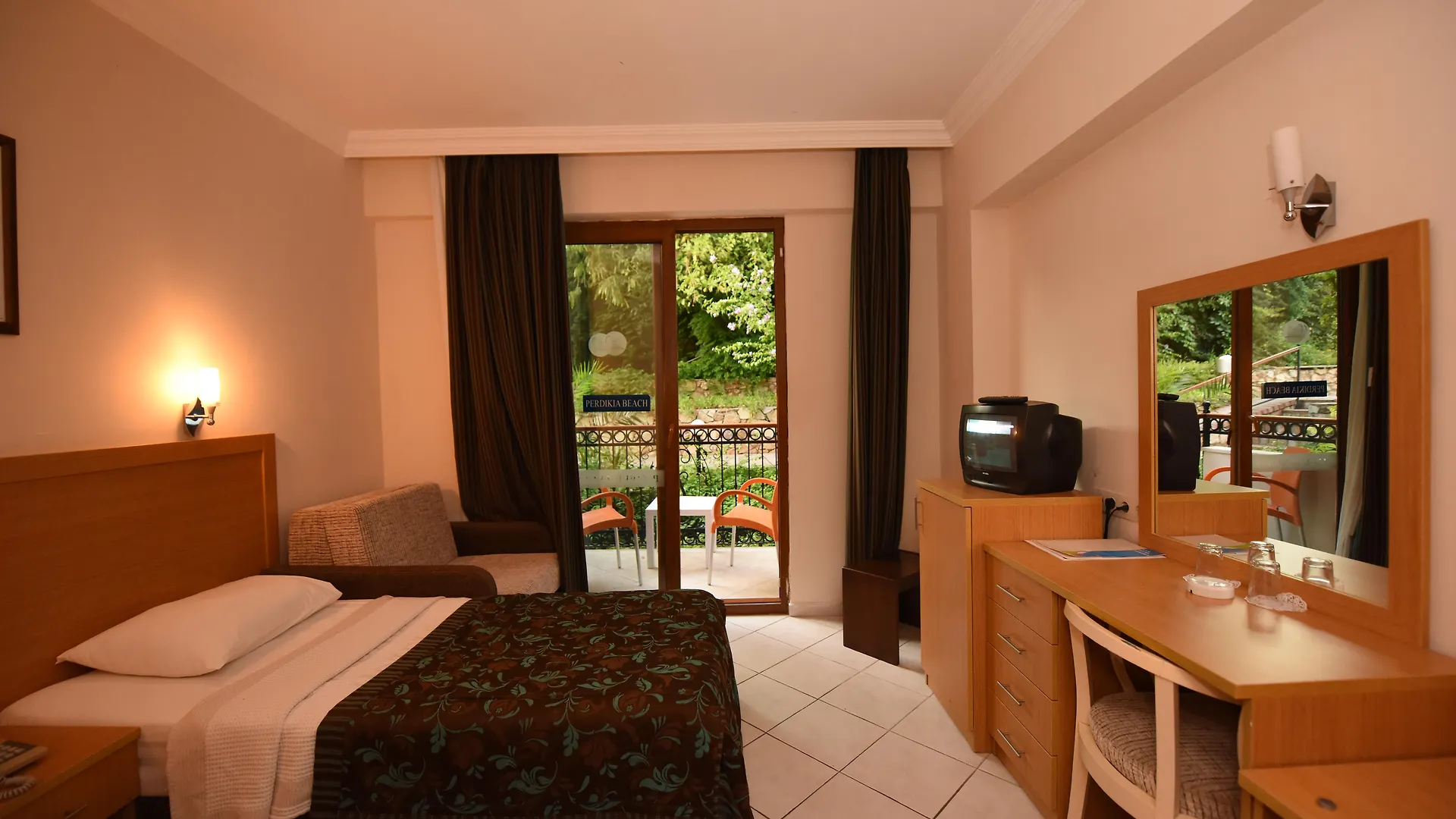 Perdikia Beach Ölüdeniz Otel